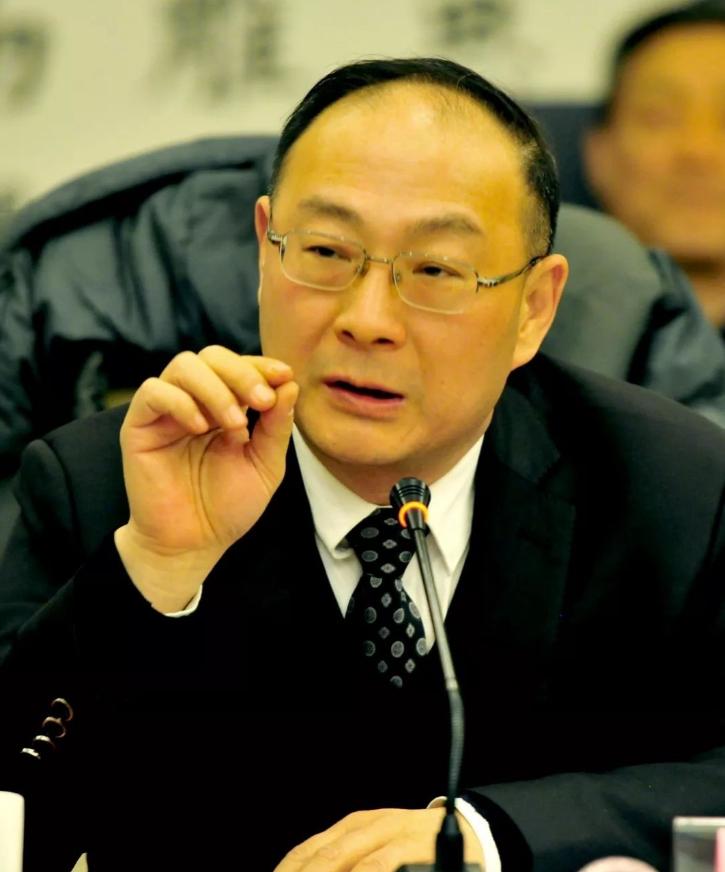 金灿荣解释为何不着急收复台湾，我觉得老金说的很有道理。
金教授说，军事上已经不是