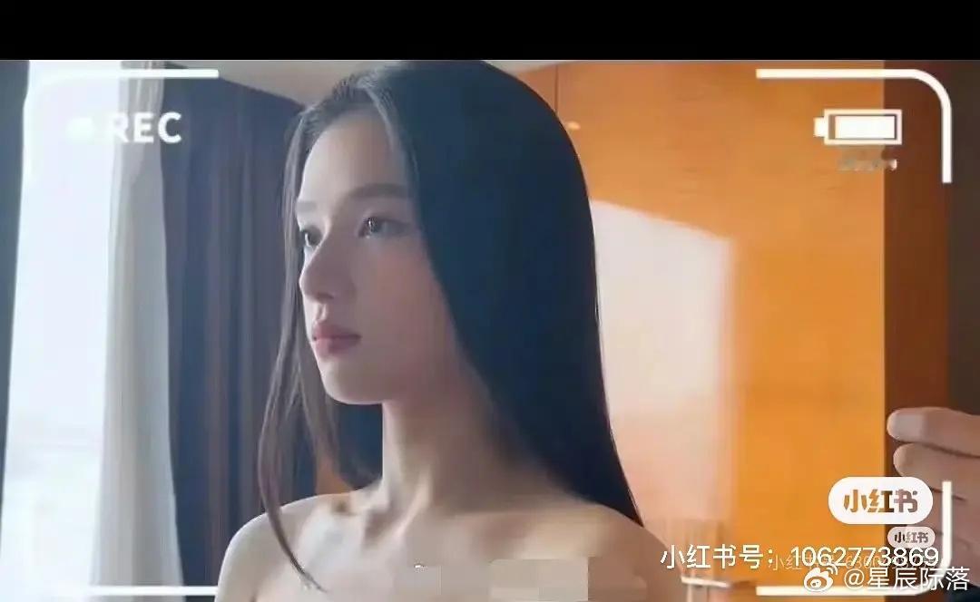 这是张婧仪还是周也？ 