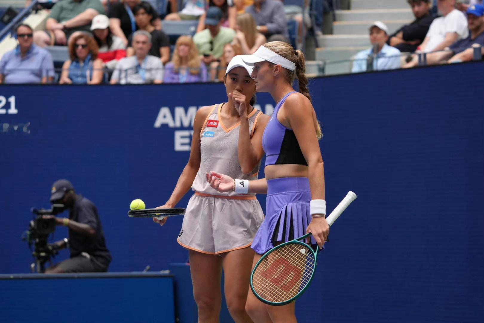 #张帅组合美网亚军# 美网女双决赛，张帅/梅拉德诺维奇以4-6/3-6不敌7号种