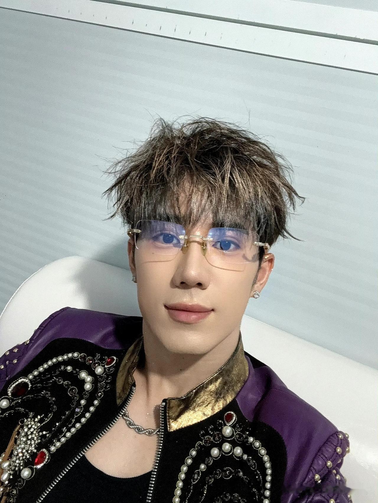 8月15日，十个勤天回到后陡门之家，现身种地星球，直接被送上热搜。后陡门的水稻已