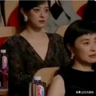 孙俪吴越，被恶意解读！

白玉兰颁奖夜，杨紫获奖那一刻，镜头扫过孙俪、吴越。本是