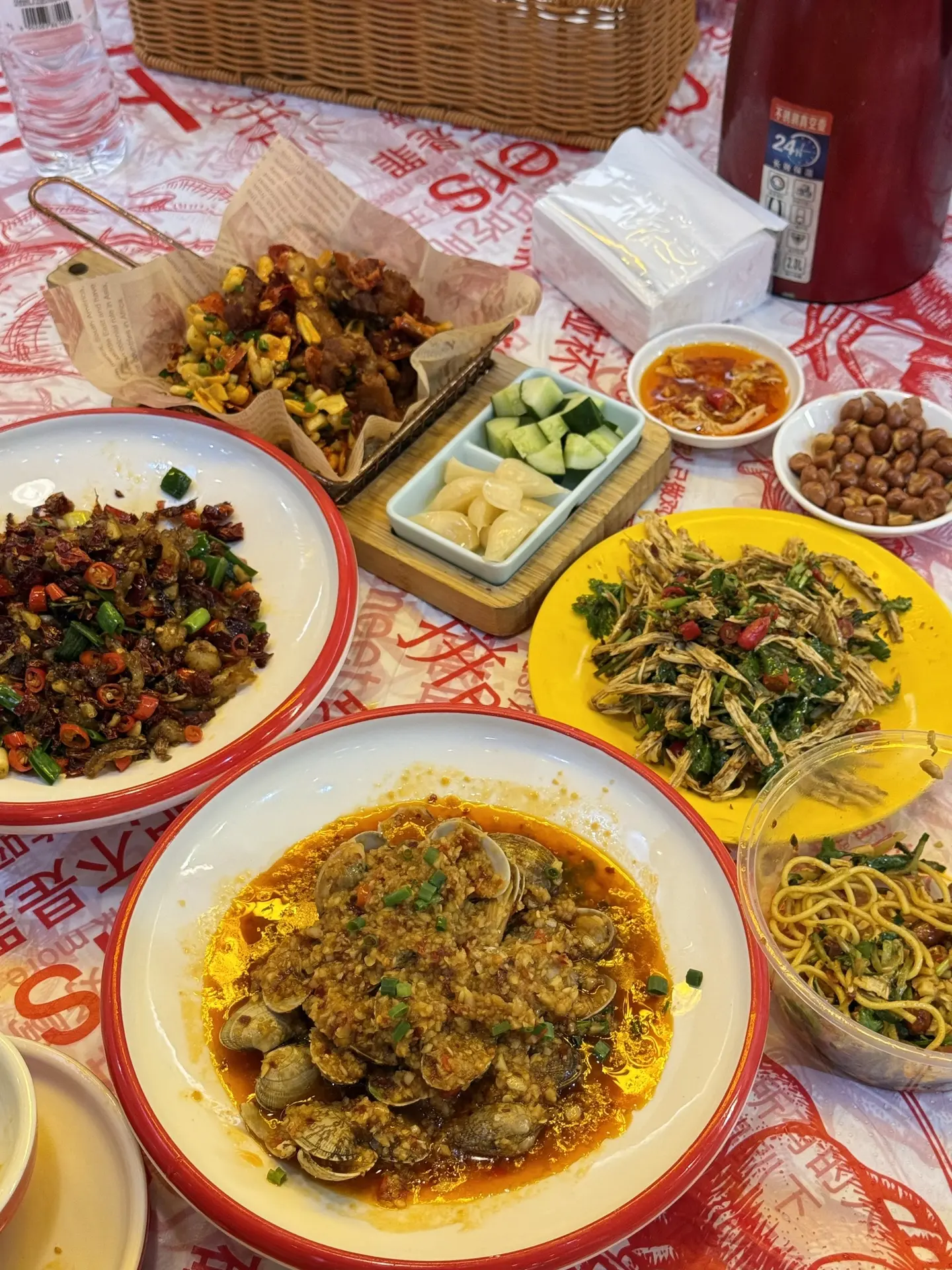 每天收完摊都化身饕餮寻找各种美食