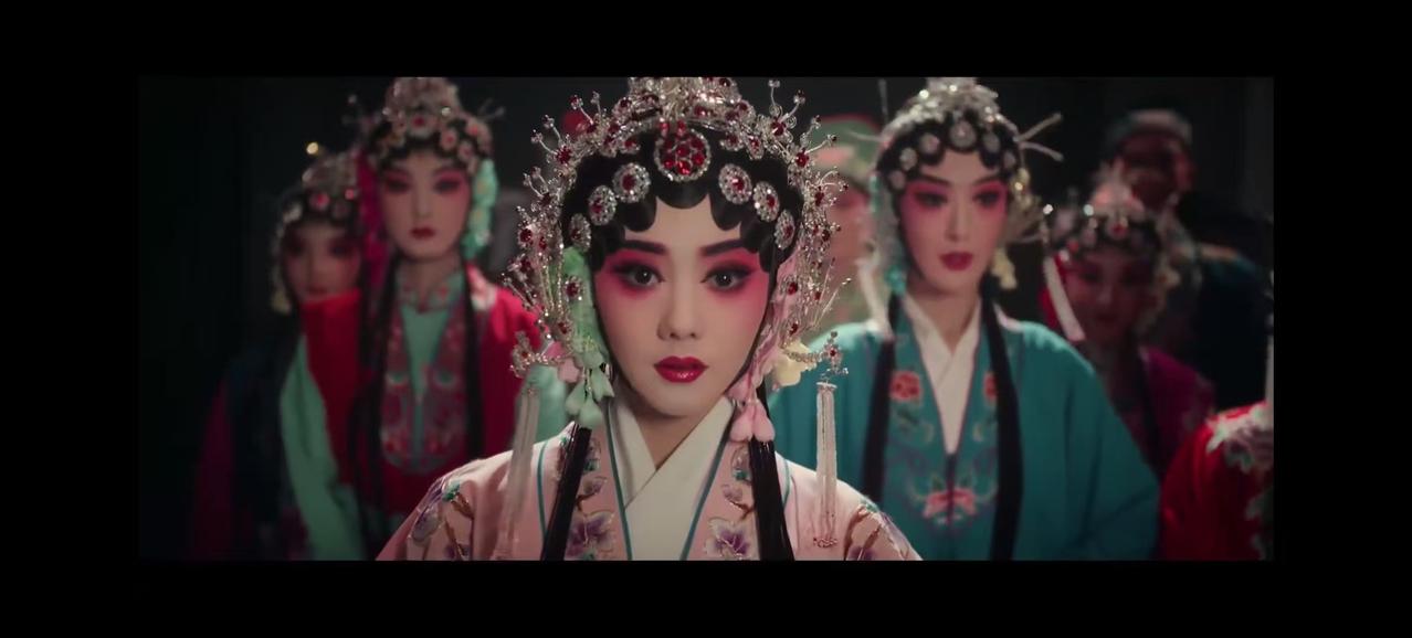 《主角》隐藏的五位秦腔大佬，各个都是戏曲圈实力派。
1，食堂胖姐任小蕾是《主角》