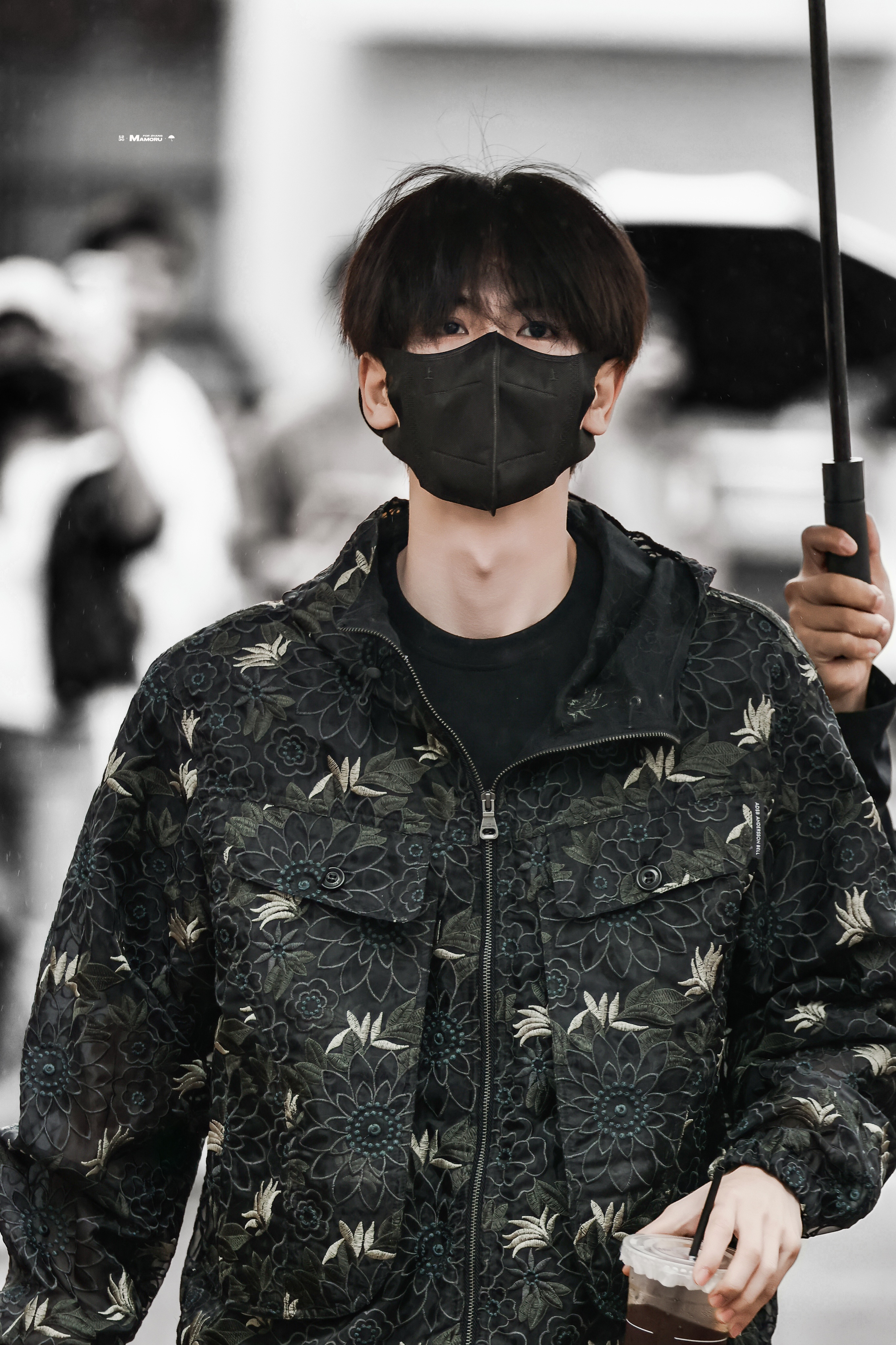 张凌赫[超话]   | 张凌赫叶亭宴 𝟐𝟔𝟏𝟎𝟎𝟒上班衣服好看～人更