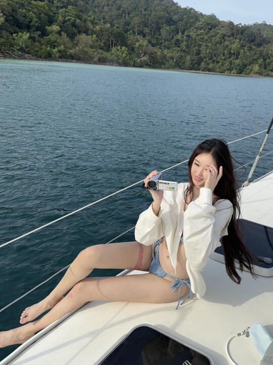 温柔懒懒的海风🌊