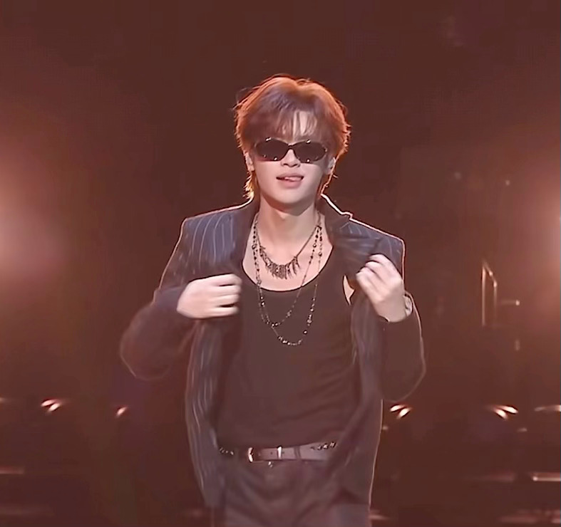 黄明昊  全世界正数第一爱吐舌头的小男孩 