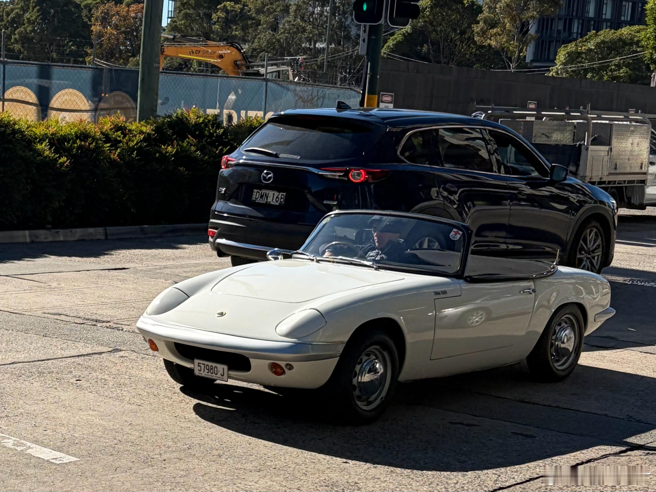 Lotus Elan S2 像个玩具车