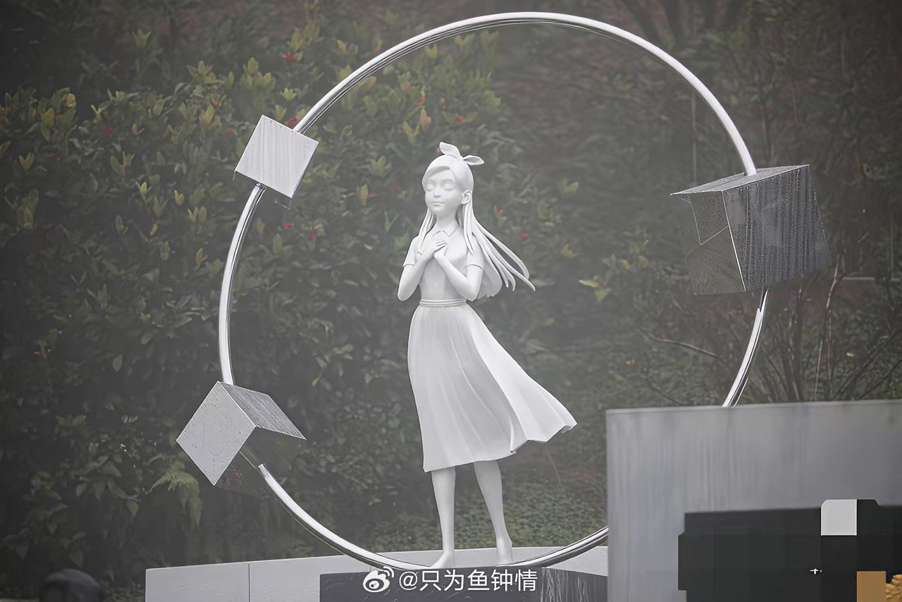 大s为什么身体这么差原因太简单了，不是她为了美白，打针有副作用，也不是她为了减肥