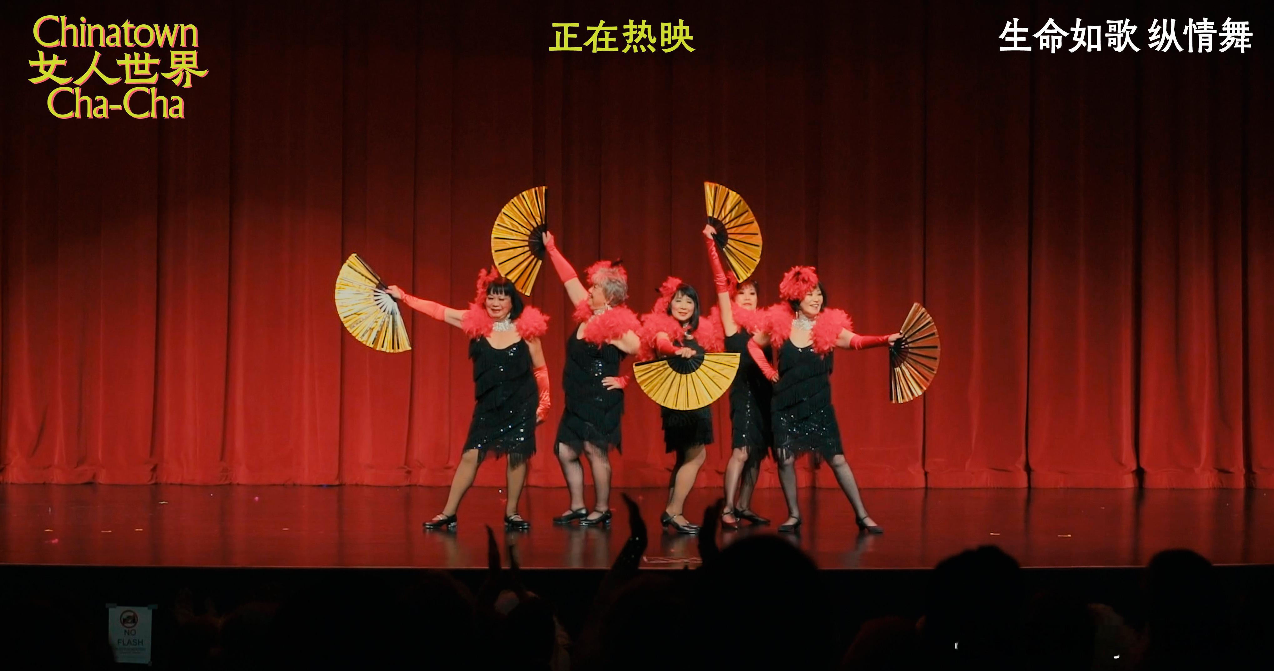 由执导的记录电影#电影《女人世界》今日上映#，监制演唱的中文主题曲《再爱一次》和