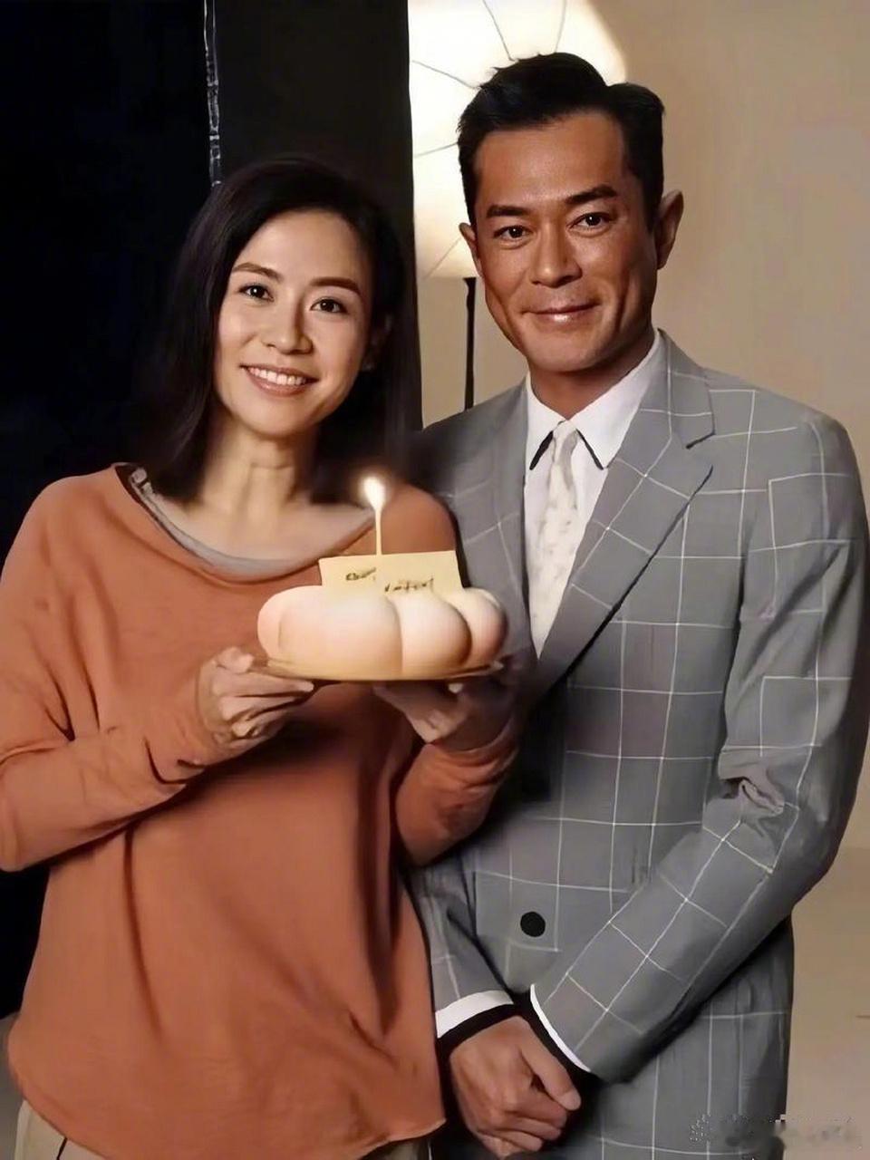 宣萱回应催婚宣萱回应和古天乐绯闻 据港媒，被问是否想找一个会做饭的好男人，她直言