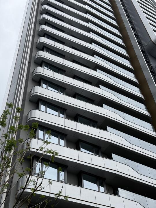 未来感住宅铝板立面细节