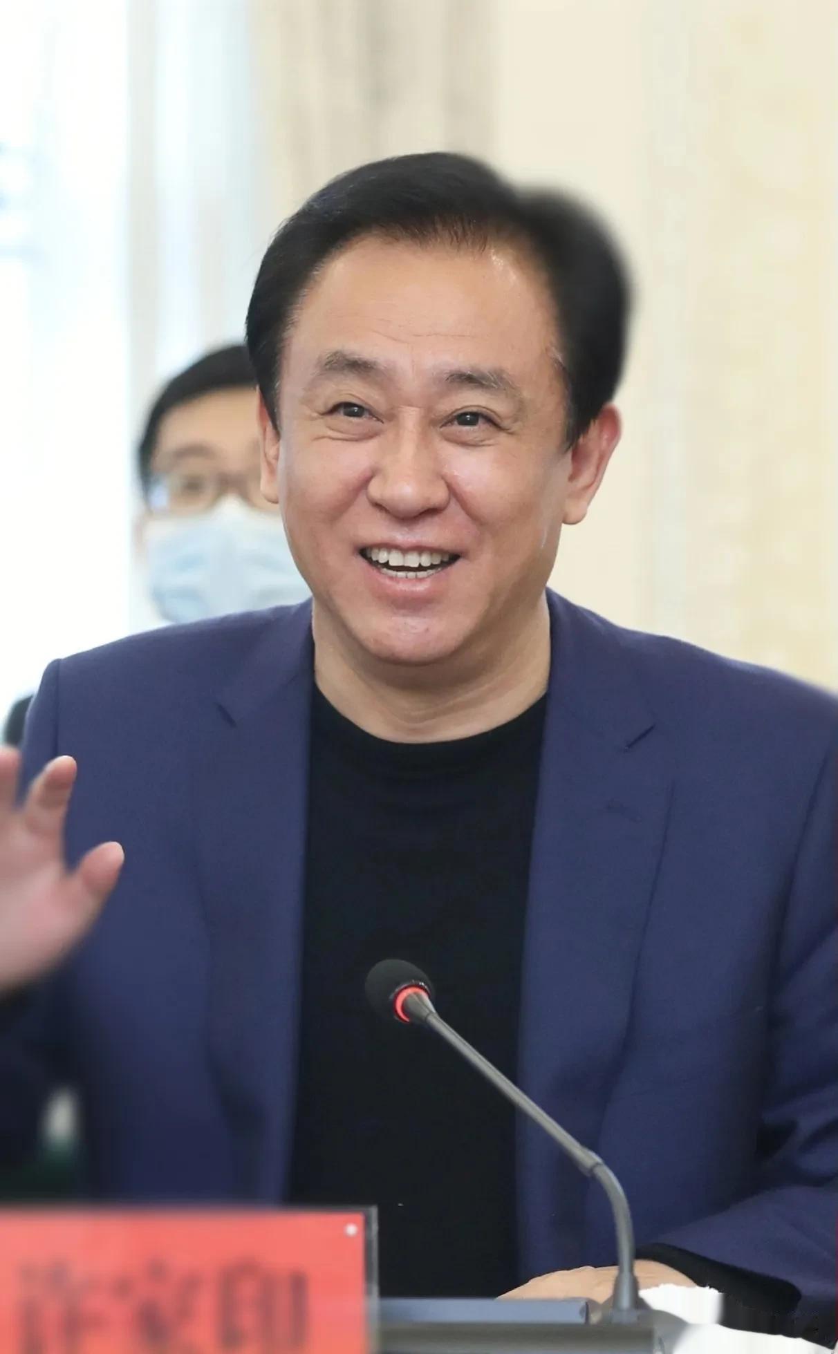 事情发展到现在，许家印的结局基本明朗，一起来看看他完整的收官履历:

1958年