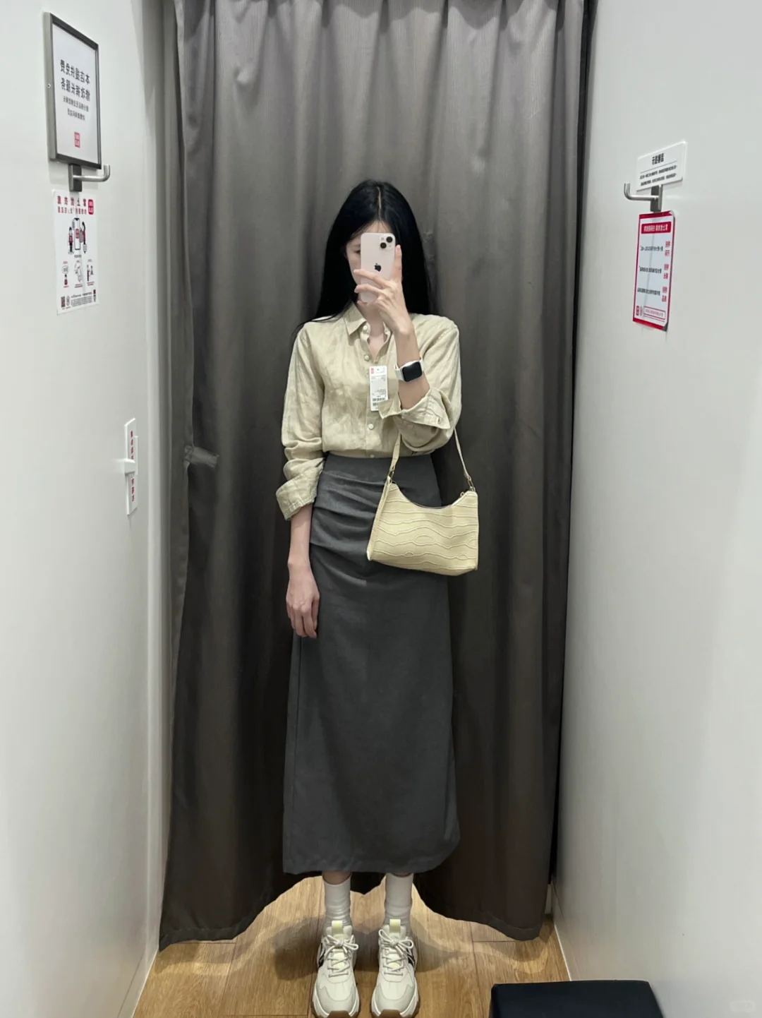 优衣库一眼就很拉夫劳伦??💵89小裙好显瘦好温柔…
