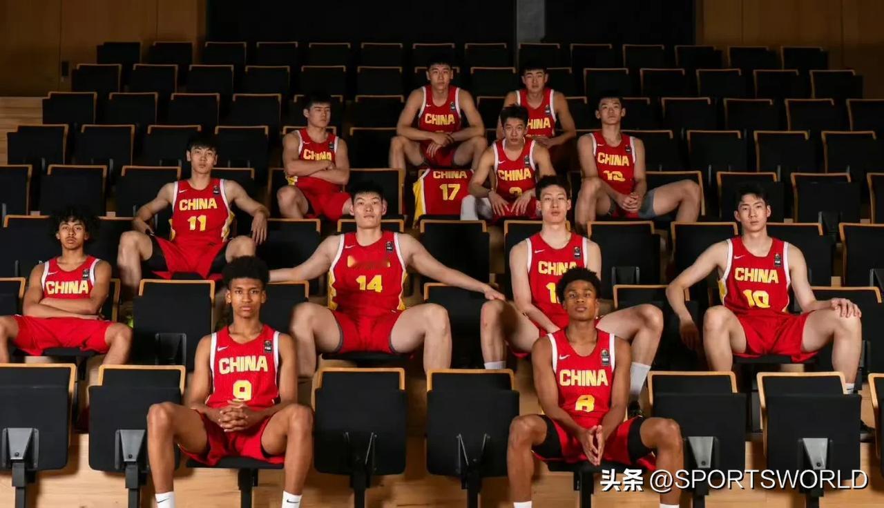 U19男篮中国队必须改善篮板球能力和减少失误！第一场面对加拿大篮板球太差了，全队