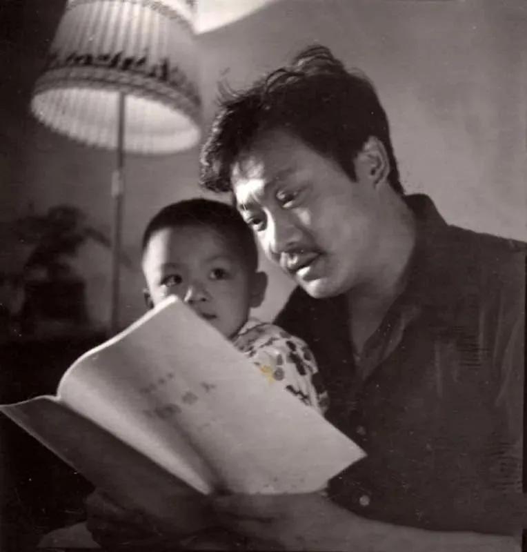 不知为何刘晓庆这么喜欢《无 情的情人》？1980年北影决定不拍了，到1985年她