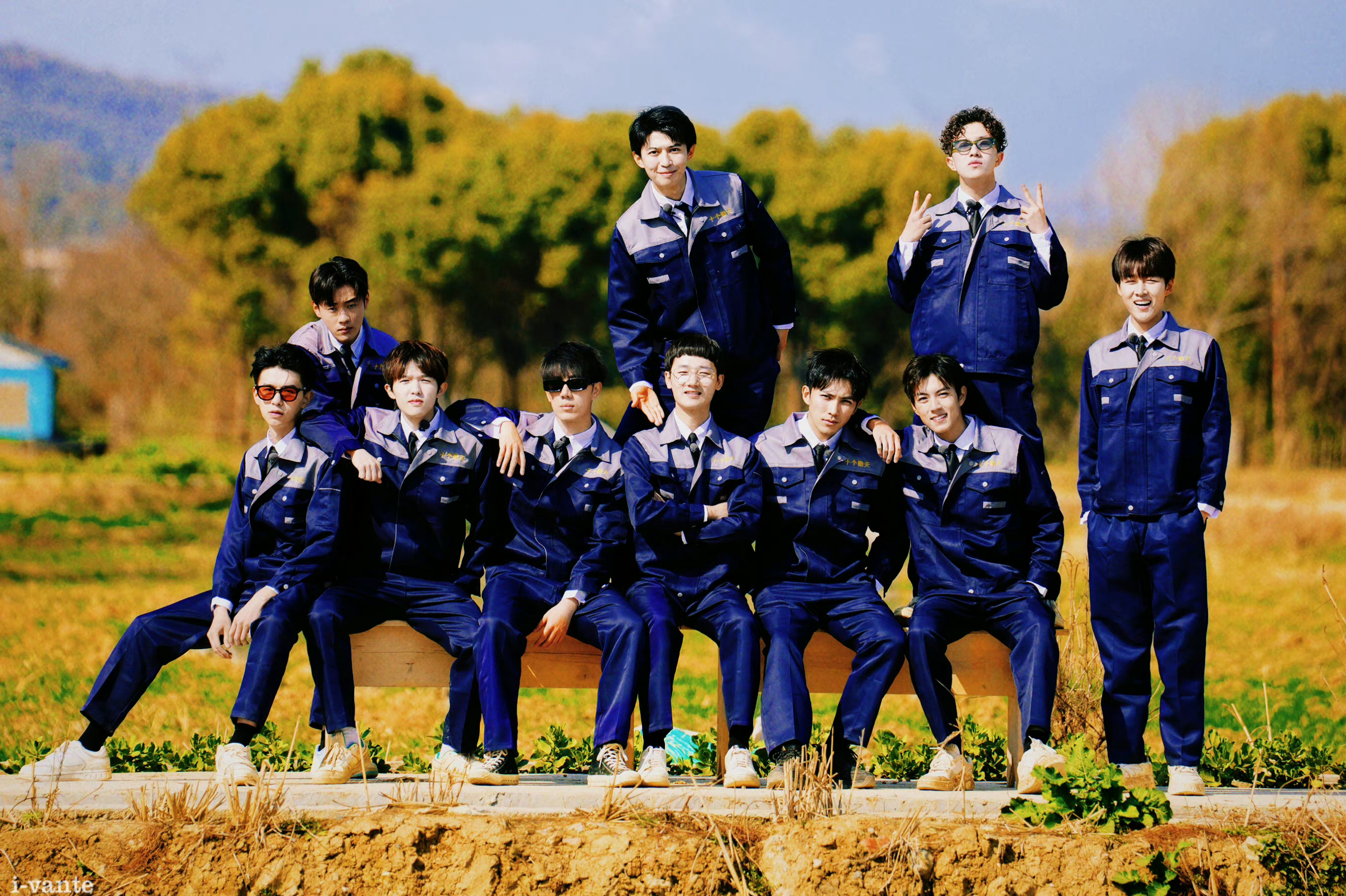 #晨璐未晞娱乐有限公司[超话]#前面刚看完十个勤天的麦田音乐会，内心里情绪波涛汹