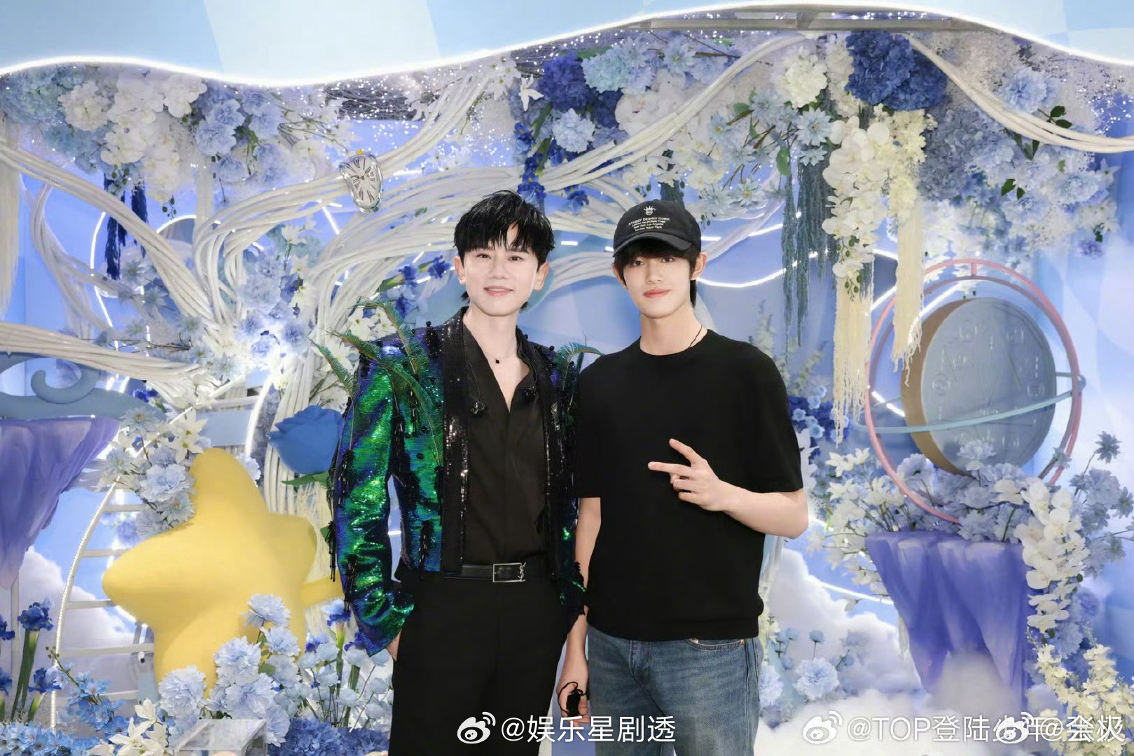 张极和张杰合照当张极遇上张杰，是粉丝与偶像的相遇，更是音乐追梦人的碰撞！一张合照