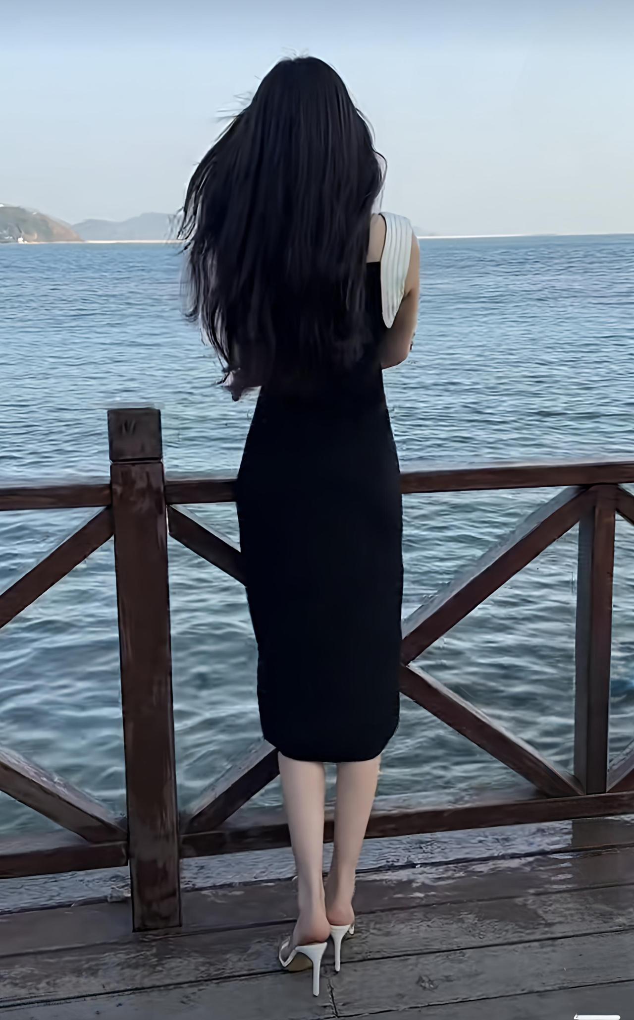 女生怎么穿搭彰显气质