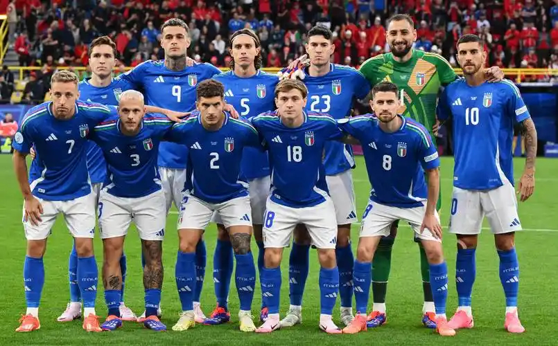法国队公布世界杯26人大名单意大利队没进世界杯的一大原因就是：意大利队里白人太多