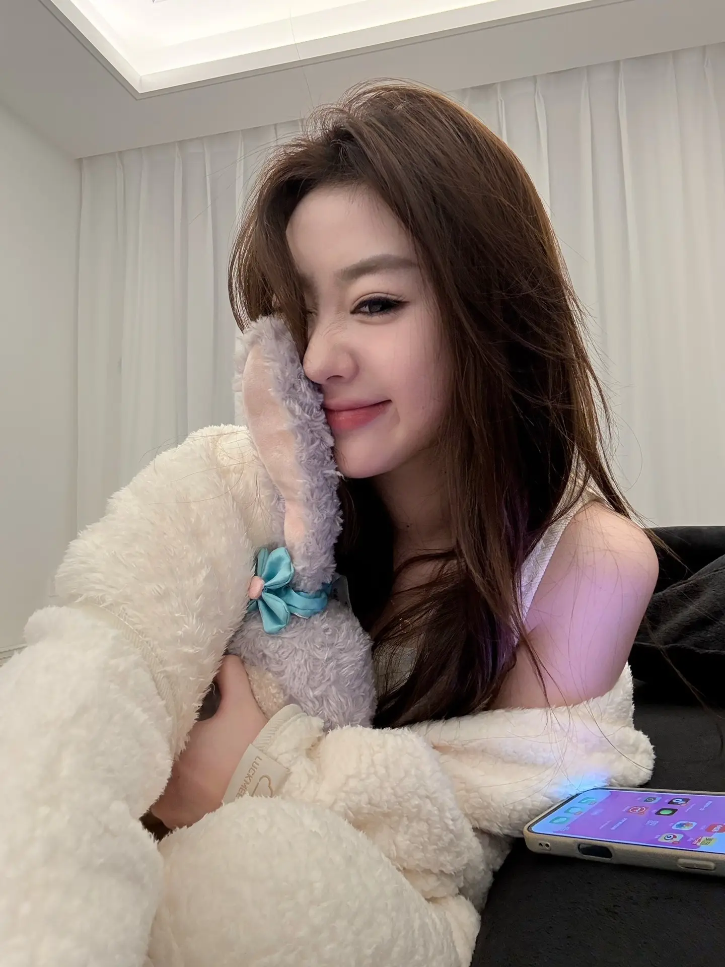 细腻的人 感受悲伤太快 感知幸福太慢