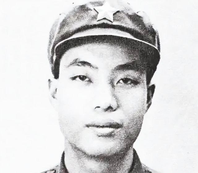 1979年 3 月，对越自卫反击战进入撤军阶段，黄吴荣所在部队负责在越南谅山附近