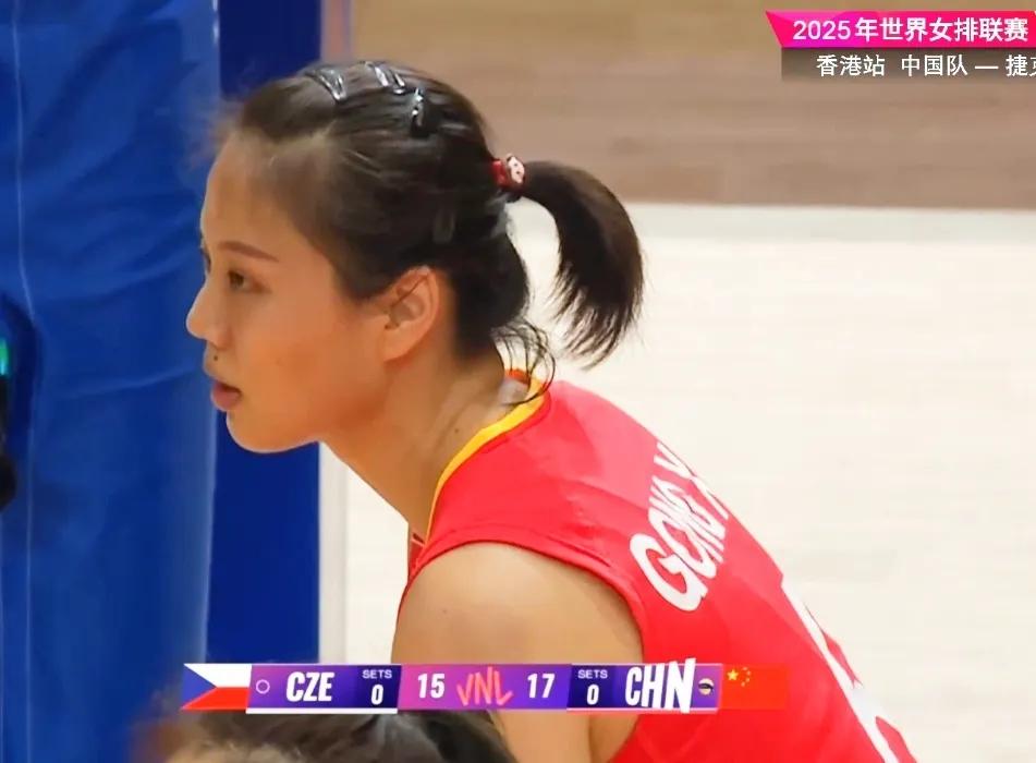 中国女排3-1战胜捷克女排，取得香港站开门红！

 
北京时间6月18日， 20