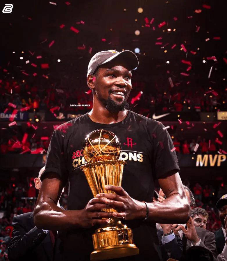 媒体：杜兰特要是在火箭再拿一冠，他会是NBA历史前十吗？
纯实力来说，杜兰特绝对