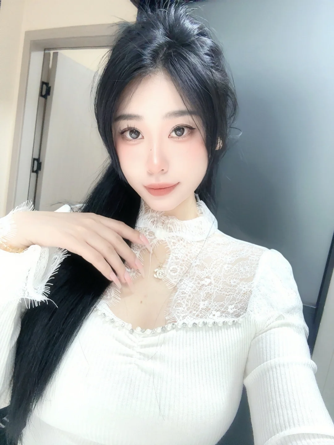 有时候真的挺能理解有的人怎么就会那么会装[偷笑R]有趣的故事，哈哈哈哈...