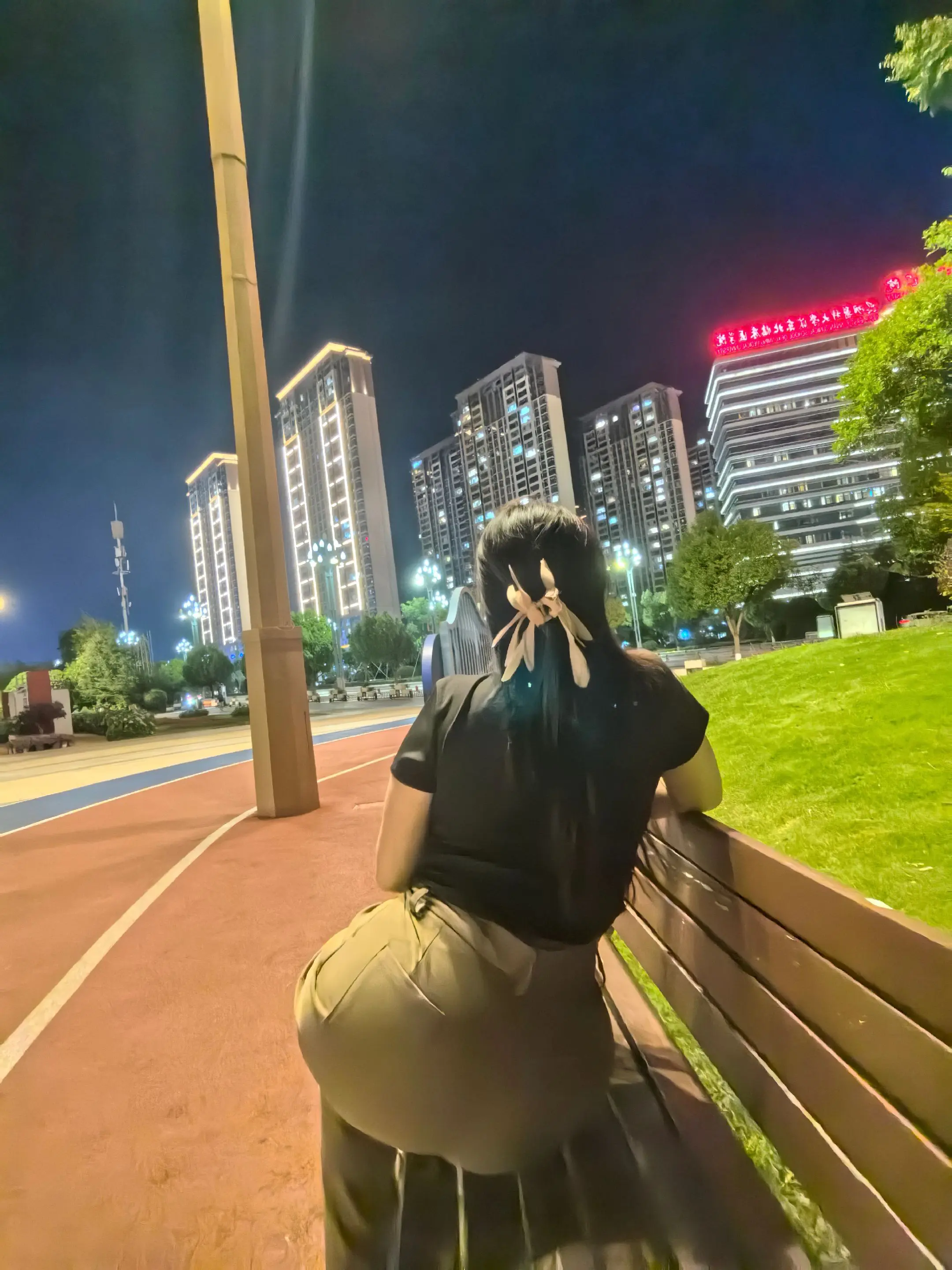怎么开心怎么过，一个人也可以享受美好生活。