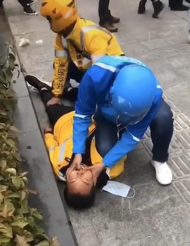 外卖哥已经是我们城市安全的守护者…
今天社会外卖哥遍布域市的大街小巷子。但你们发