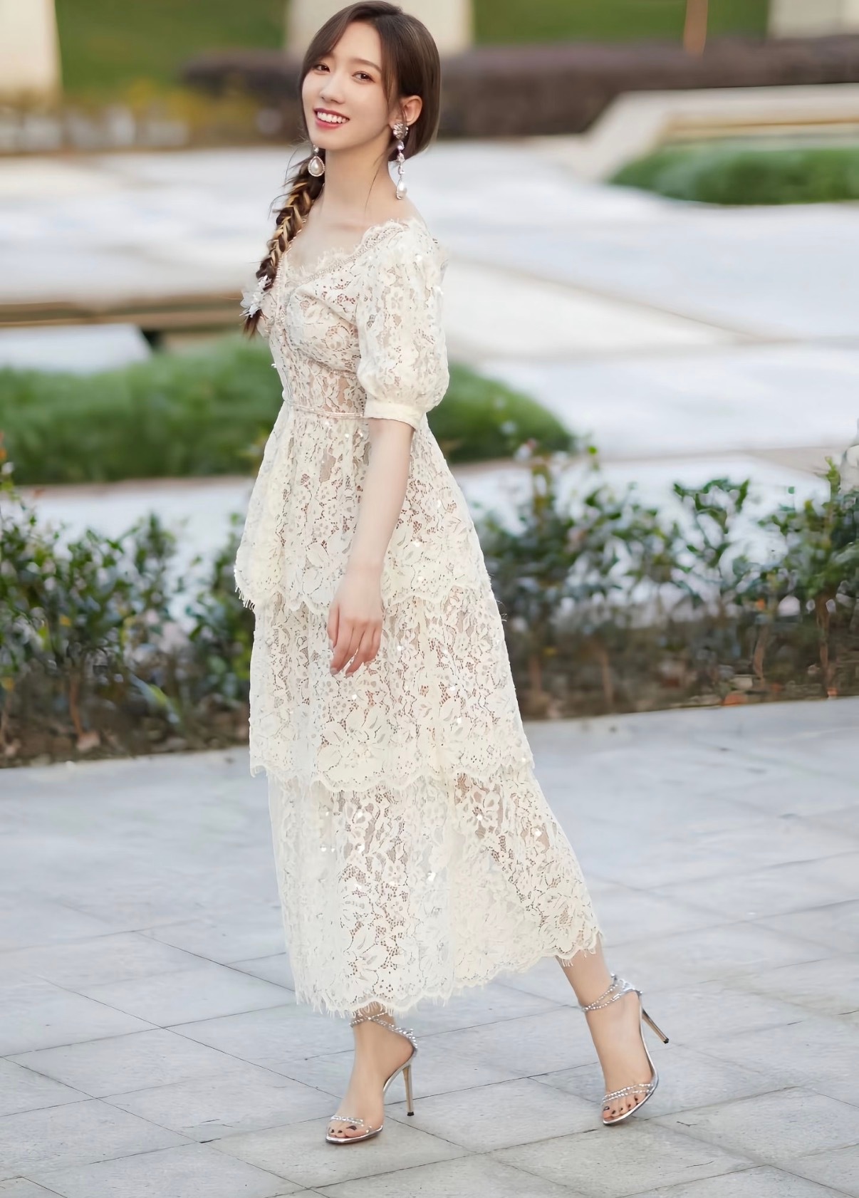 【人像摄影】歌手、演员孟美岐。孟美岐恋爱