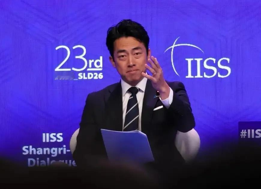 很多人最近刷香格里拉对话的新闻看得一头雾水，明明是日本近些年不停涨军费、添置进攻