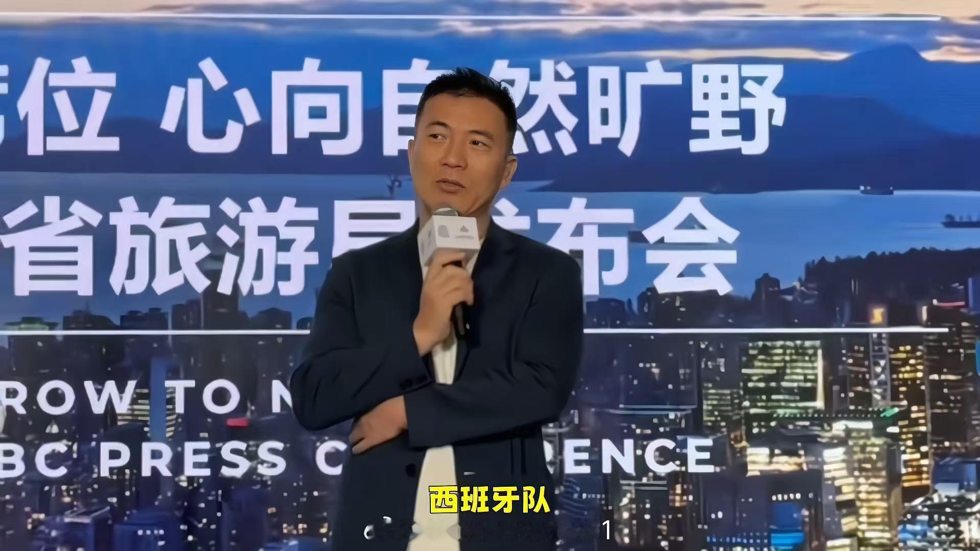 黄健翔预测世界杯四强 黄健翔世界杯四强预测引热议！欧洲南美强队轮番登场，法西英占