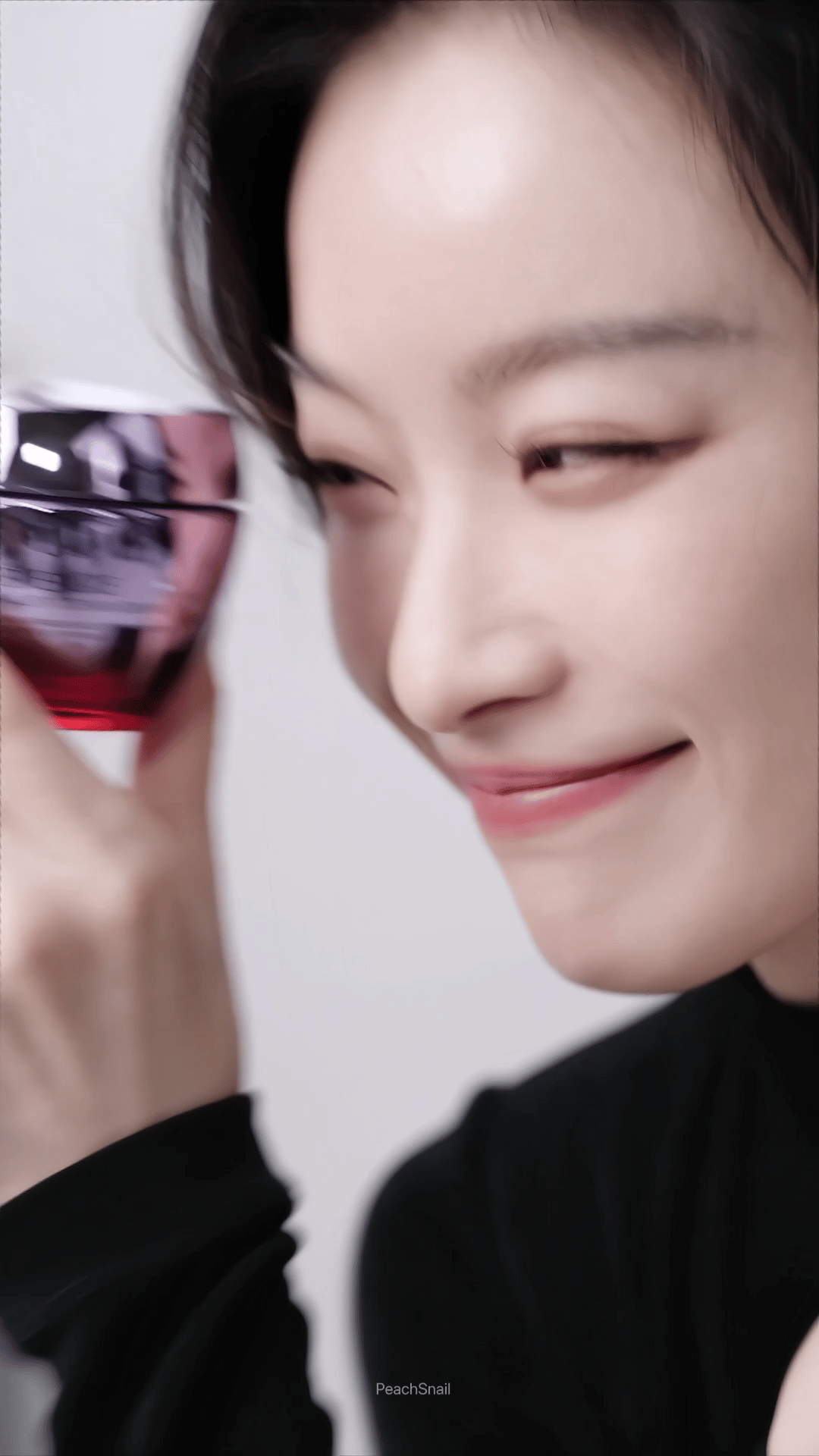 倪妮  丝滑猫咪质地倪妮兰蔻全球代言人