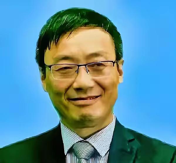一句硬话，炸醒装睡的人。
  
6月25号上午，汤家凤在个人账号公开发声：中国不
