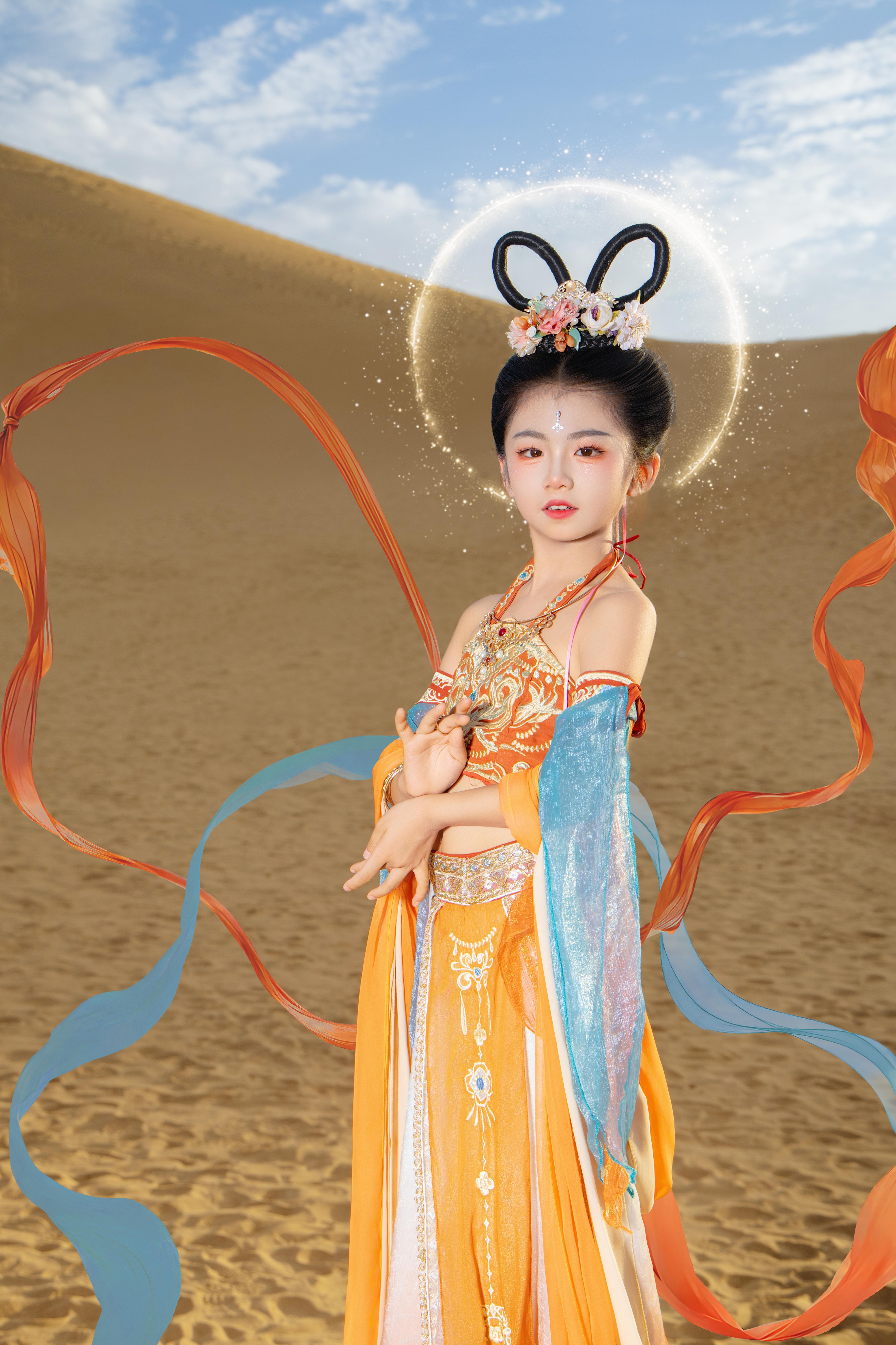 来敦煌，一定要做一次飞天小仙女 ❗。