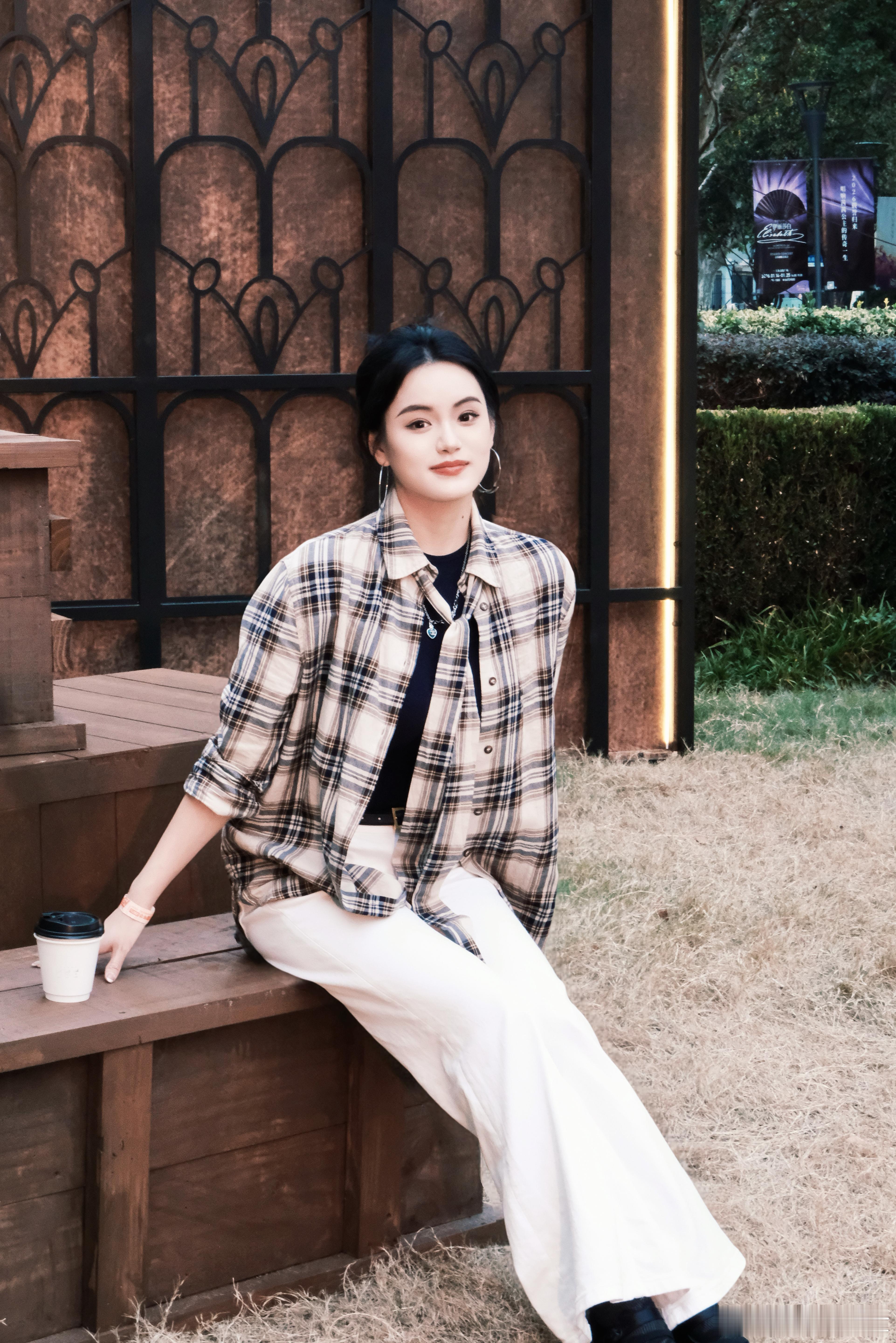 诺大的世界 如此chill的秋天也算没错过♪( ´θ｀)ノ  ​​​