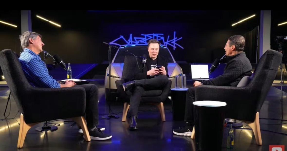 【琅河财经】马斯克炸裂观点：“你不要存退休金了，3年内机器人医生超越人类”

一