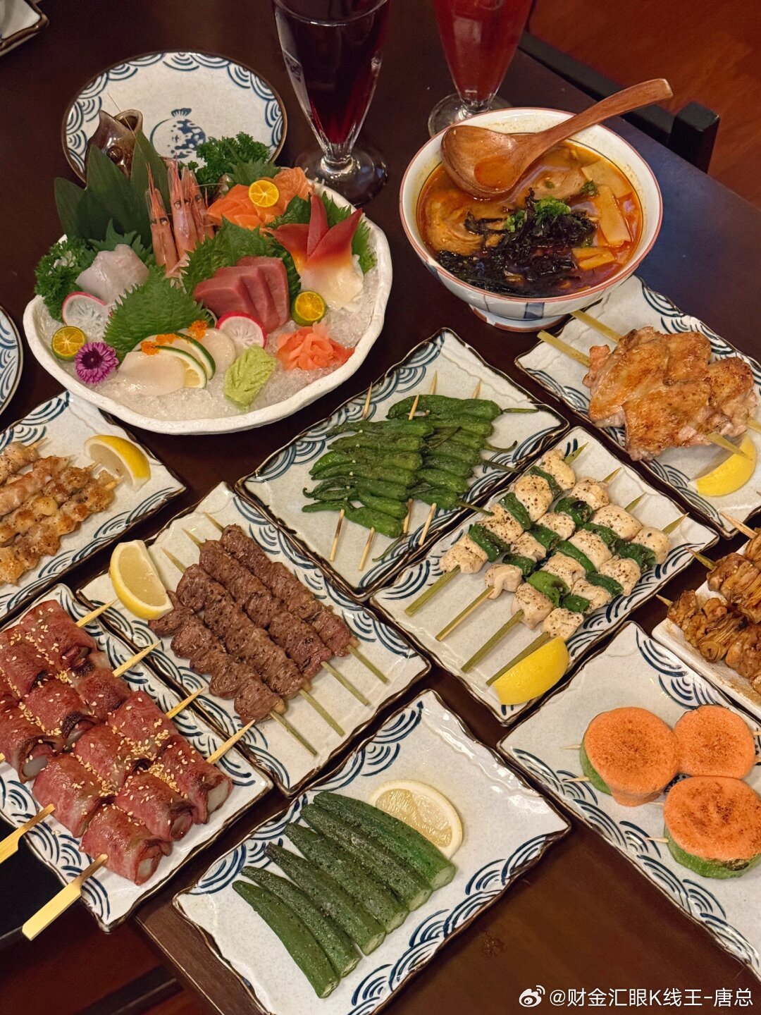 陪老婆出来吃点美食财金汇眼k线王-唐总