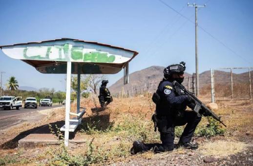 全球第一大毒枭被毙，墨西哥爆发大规模报复，度假胜地变人间战区
2月下旬，墨西哥西