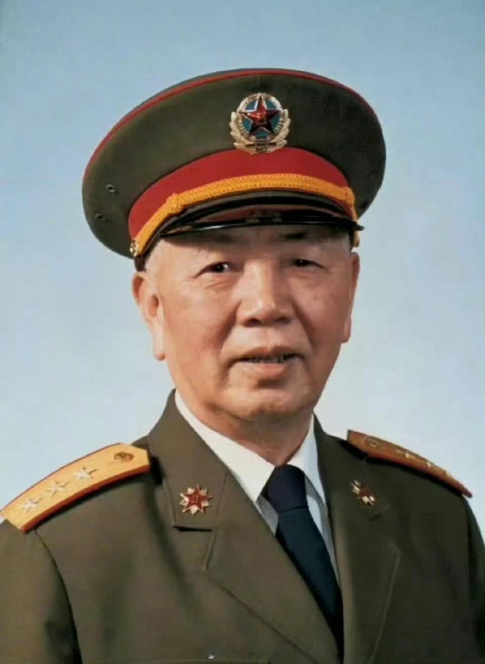 2011年1月14日，被誉为“中国航母之父”的刘华清上将在京逝世，享年95岁。缅