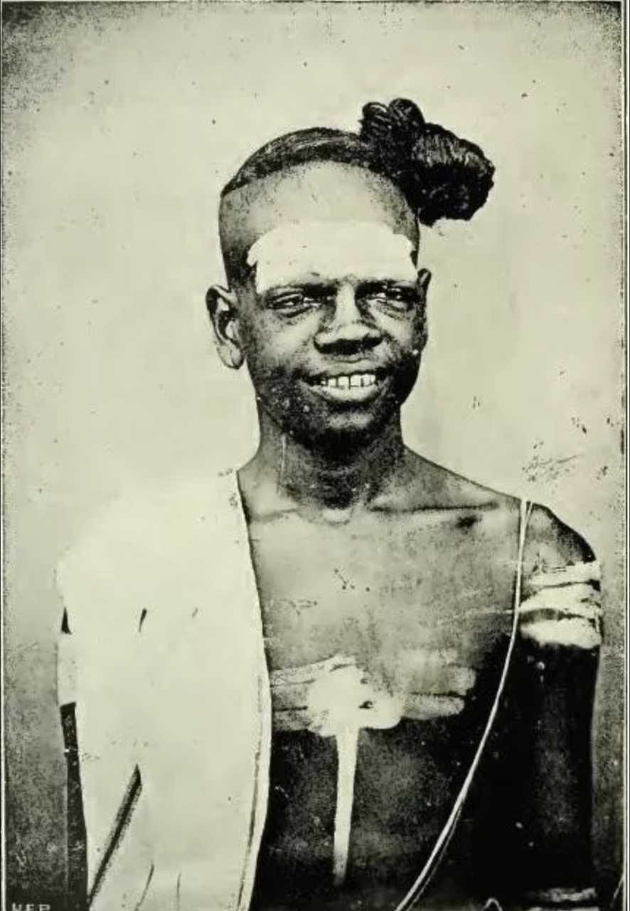 【来自投稿】梳歪髻的婆罗门，隶属于南印泰米尔纳德邦的舞王庙的Dikshitar种