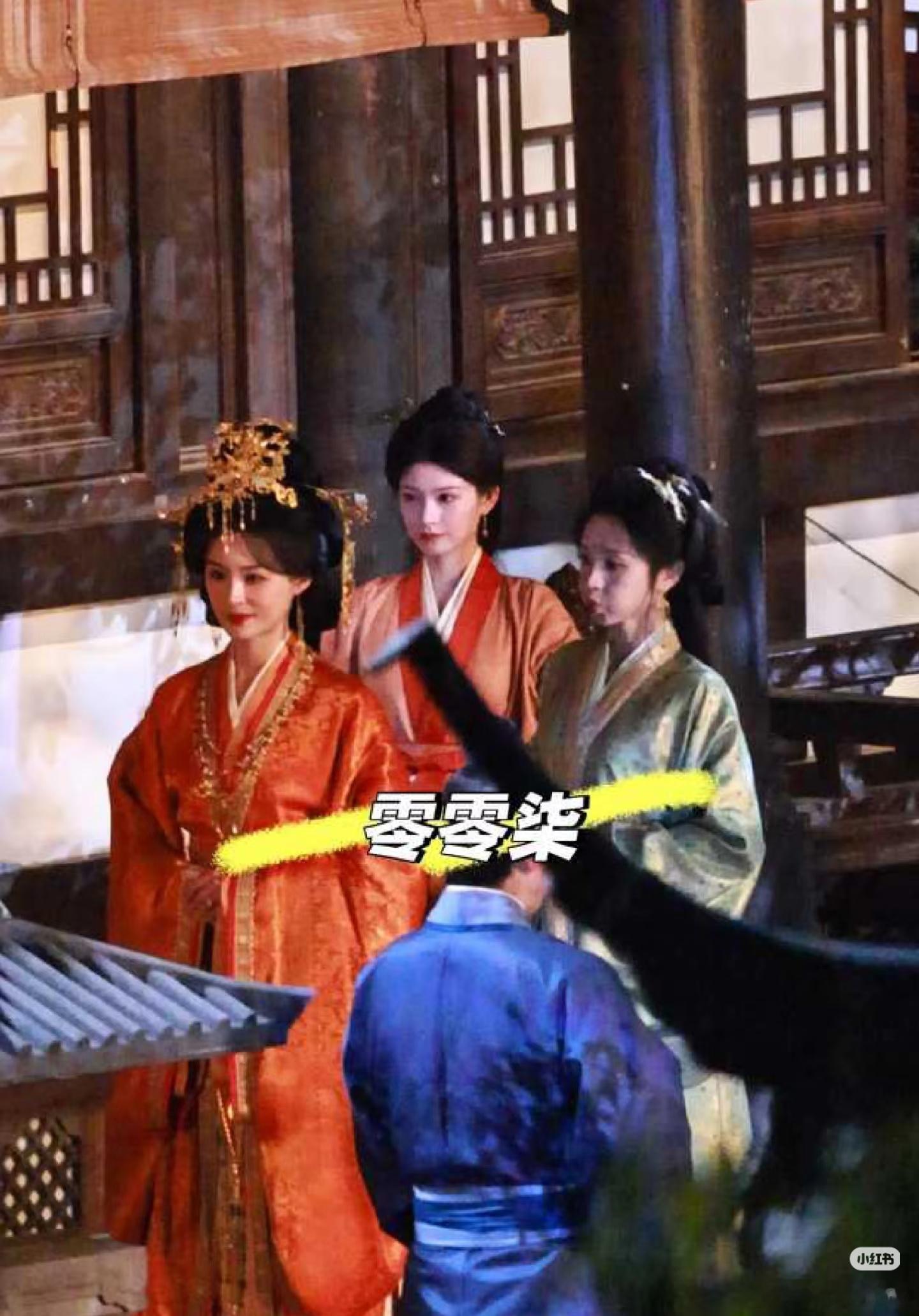 田曦薇毛林林王怡人这三个人在一起的画面让人看得真是赏心悦目，王怡人演田曦薇的婢女