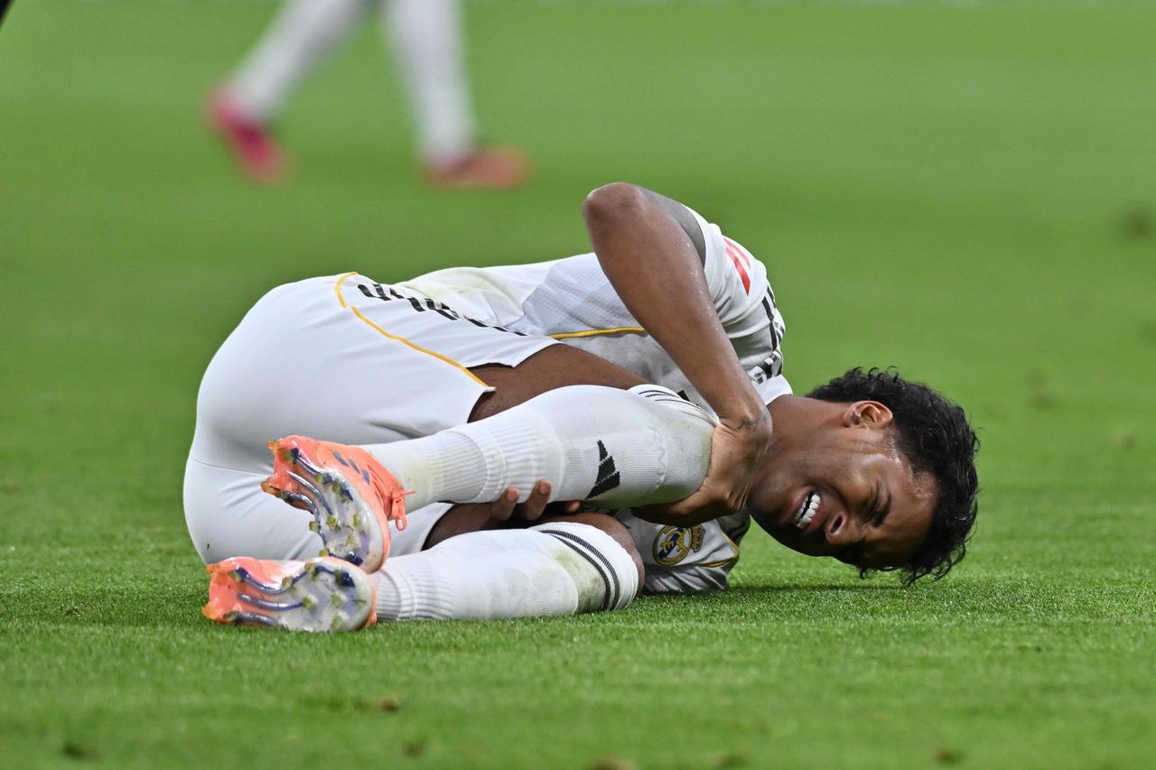 皇马的医疗团队这是第几次出问题了？在以往皇马医疗团队就多次在球员的治疗上出现问题