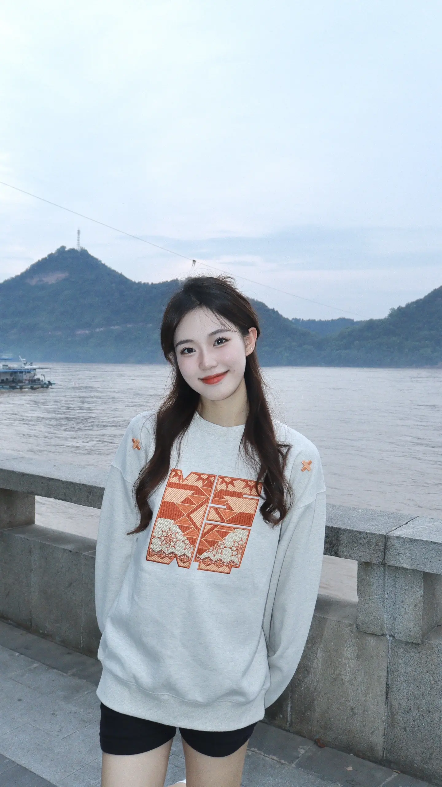 总要爱些轻松的日子。