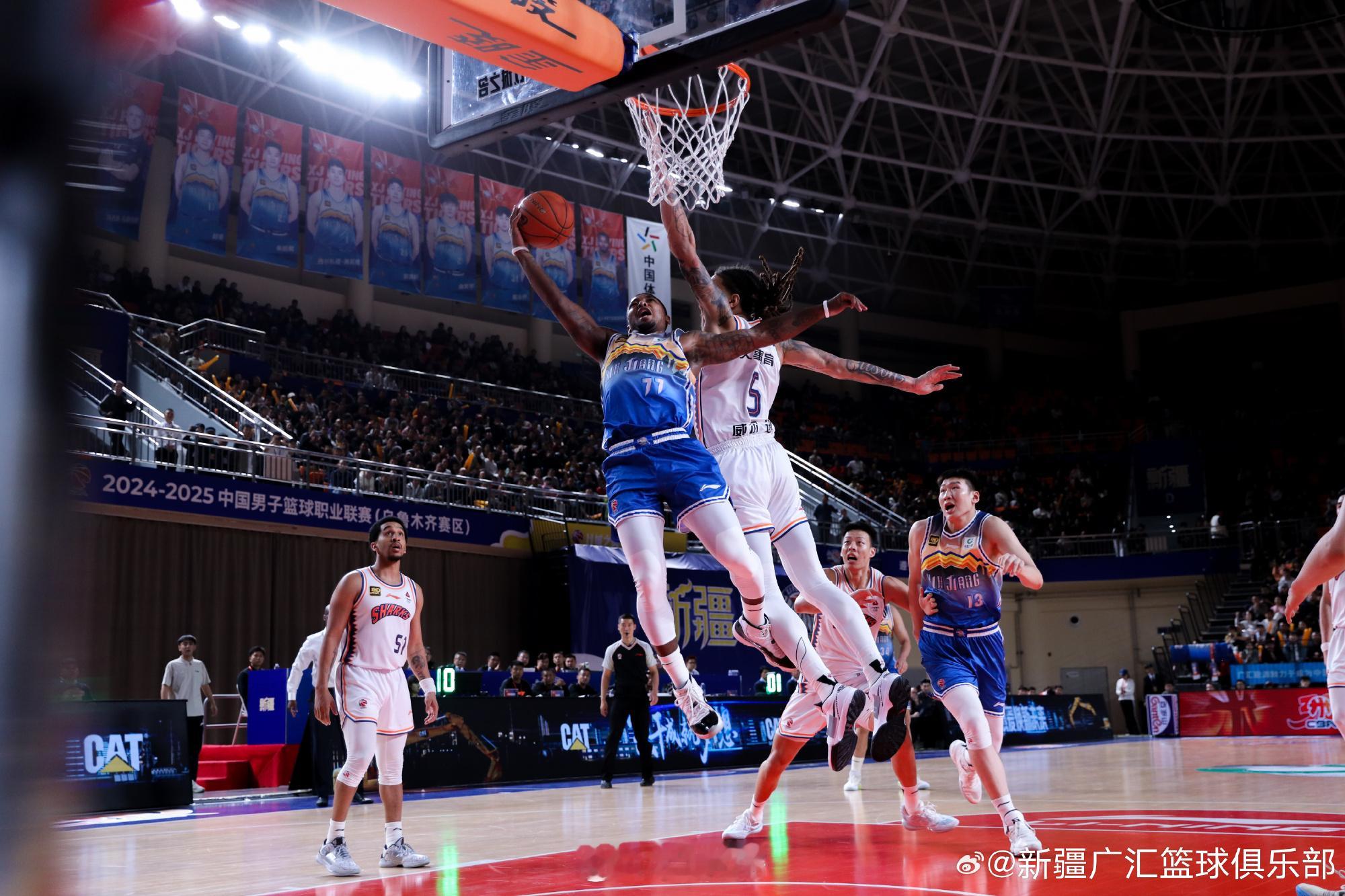 再说一句皮特森，早上一直上吐下泻也缺席了训练，球队也做好了让葛浩然出战的准备，但