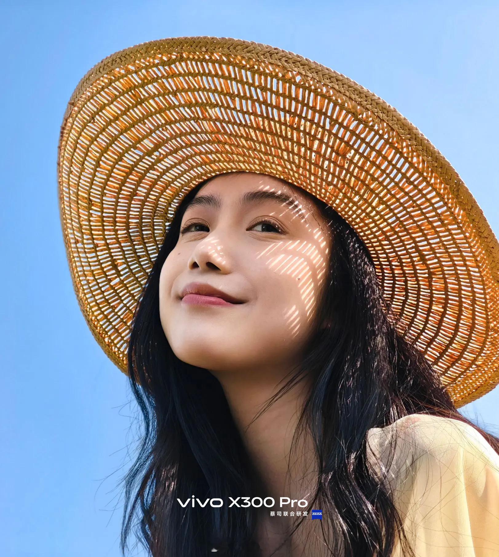 我给vivo设计了几款水印，大家看看效果。​​​