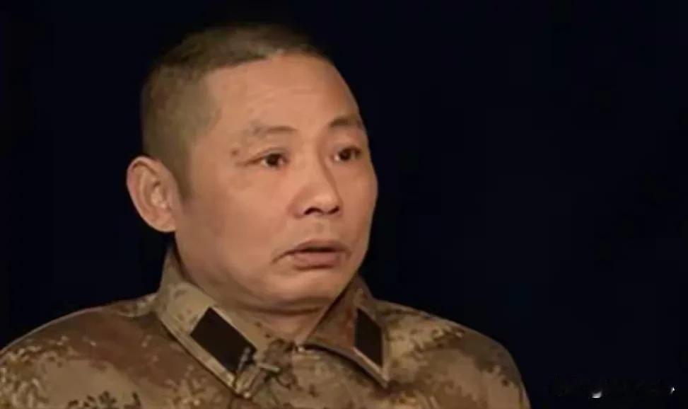 从战场功臣到情绪失控！越战老兵怒烧民政局，背后的心酸没人懂
 
2007年，对越