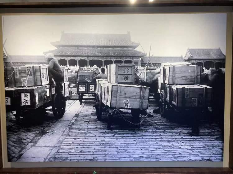 日军占故宫8年没洗劫？不是他们心慈手软，是宝贝早跑了4年

1937年8月8日，