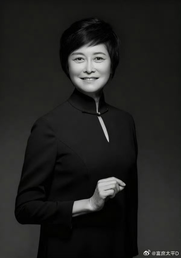 敬一丹去世2026年9月13日，敬一丹的女儿王尔晴发布讣告，确认母亲因病离世。今